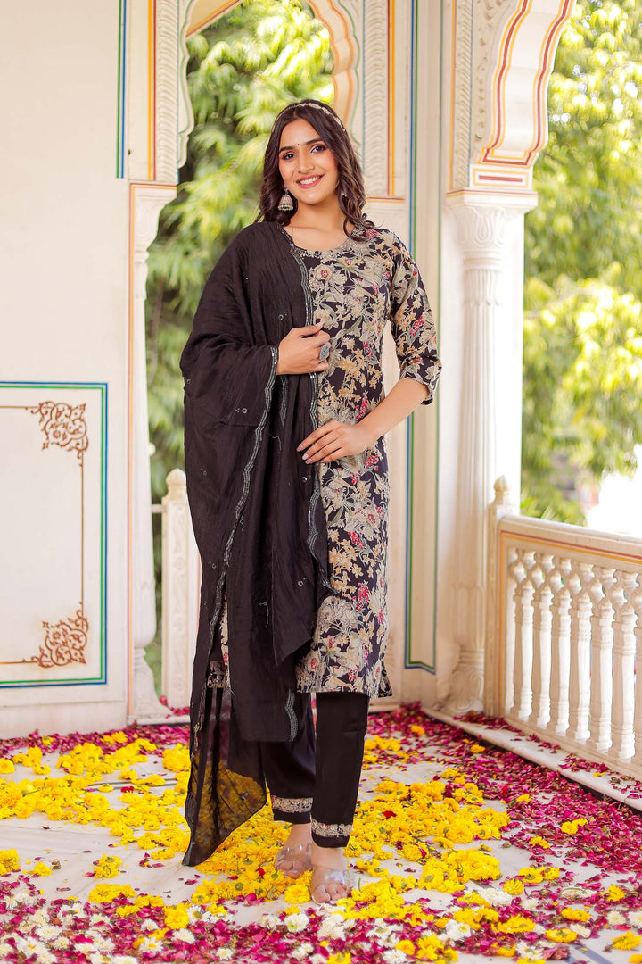 Black Floral Print Model Straight Cut Kurta Set