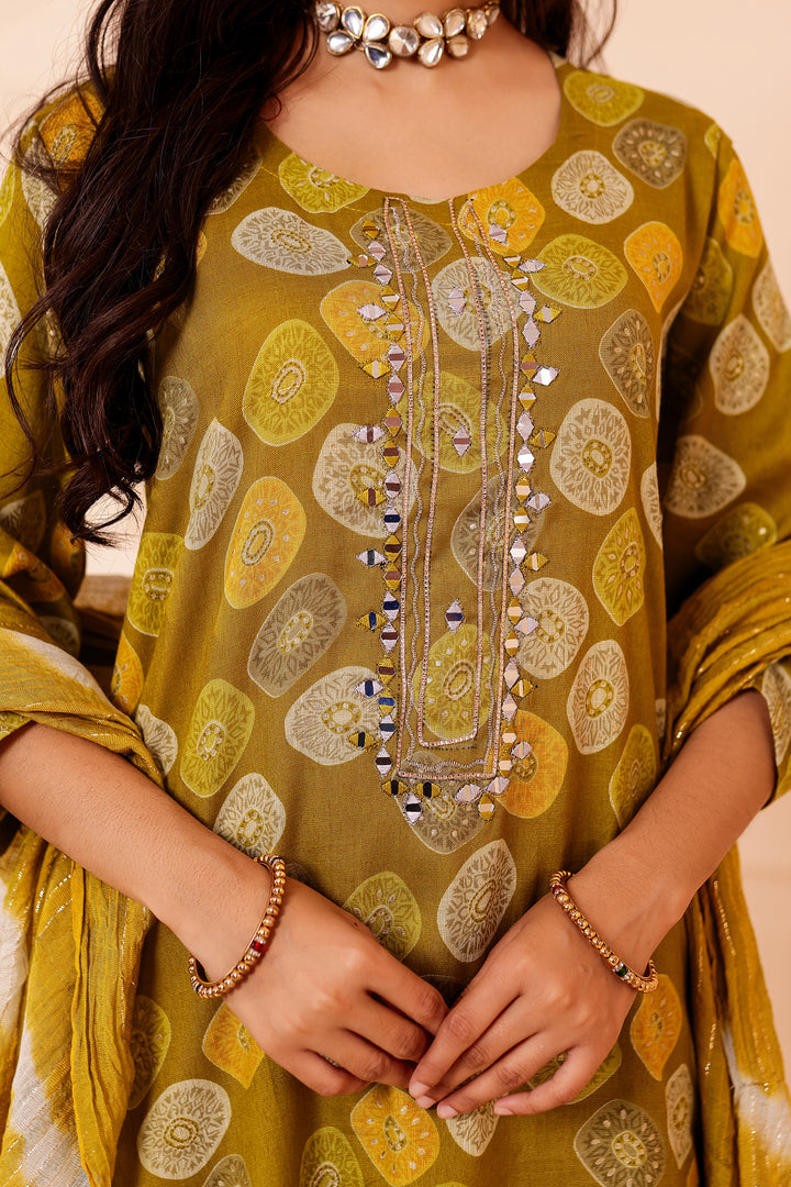 Mehndi Green Straight Cut Rayon Kurta Set with Mirror work.