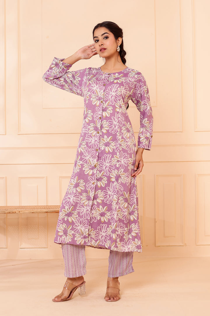 Lavender Floral Printed Straight Cut Rayon Kurta Set.