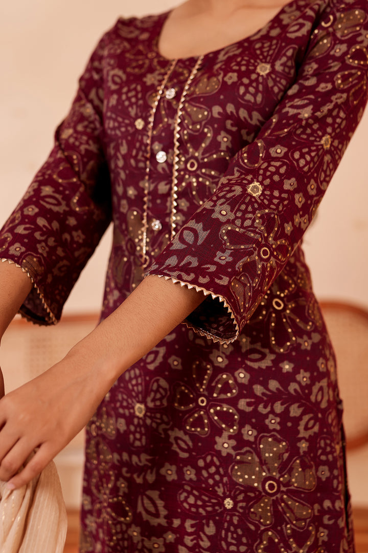Purple Floral Printed Straight Cut Rayon Kurta Set.
