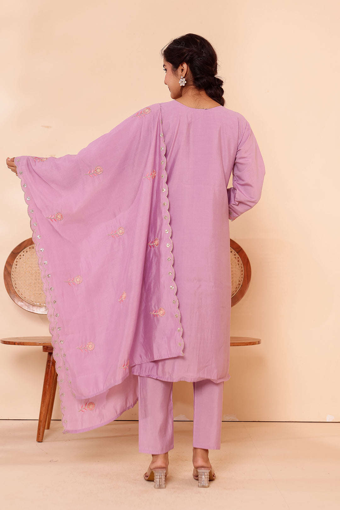 Lilac Roman Silk Straight Cut Kurta Set with Floral Embroidery.