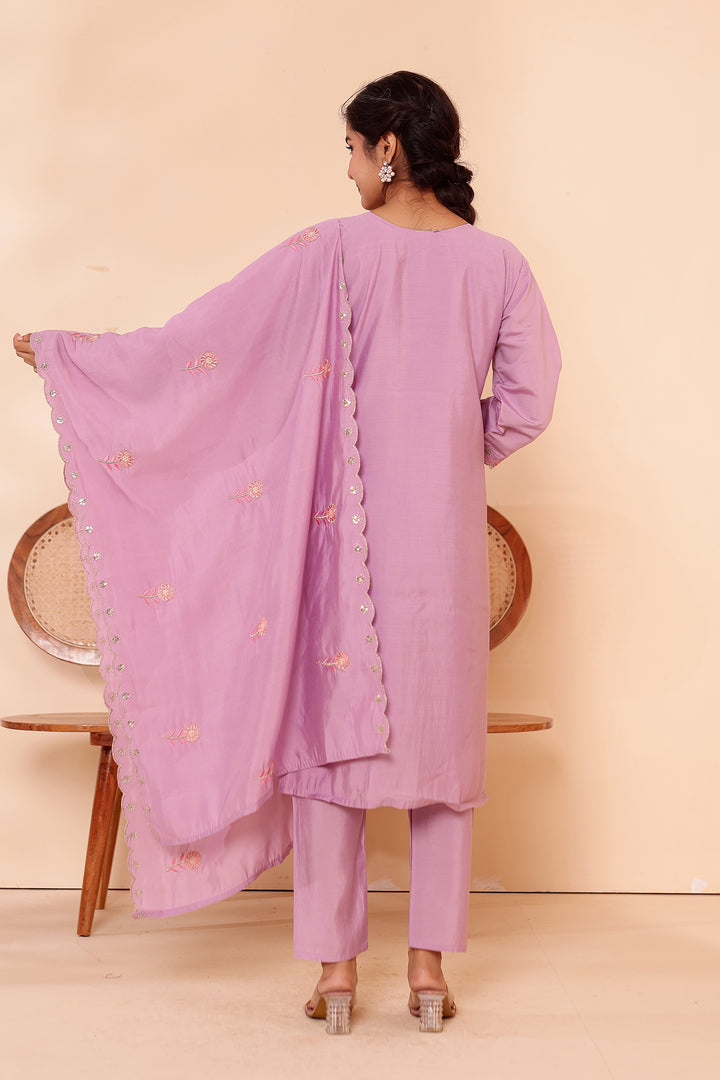 Lilac Roman Silk Straight Cut Kurta Set with Floral Embroidery.