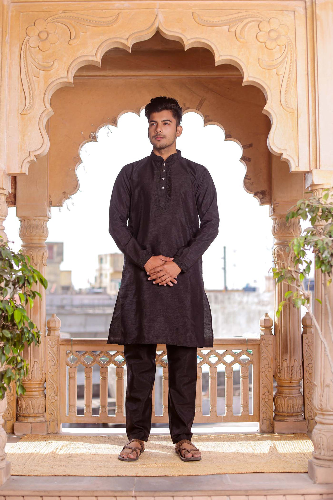 Black Silk Thread Embroidery Kurta Suit.