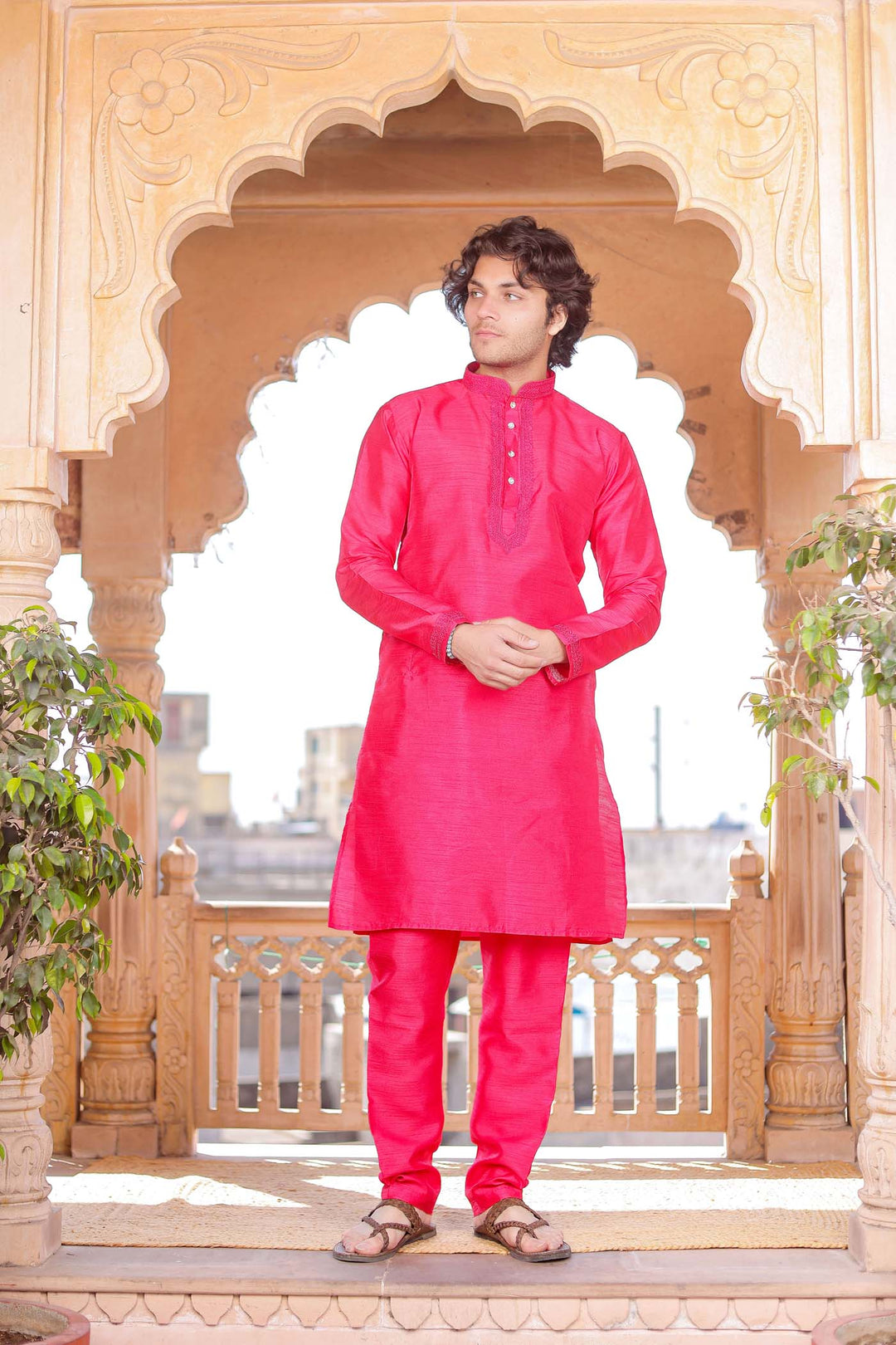 Pink Dupion Silk Kurt Suit.