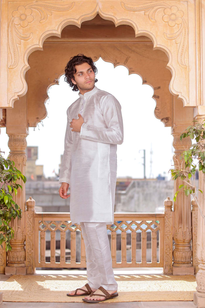 White Dupion Silk Kurt Suit.