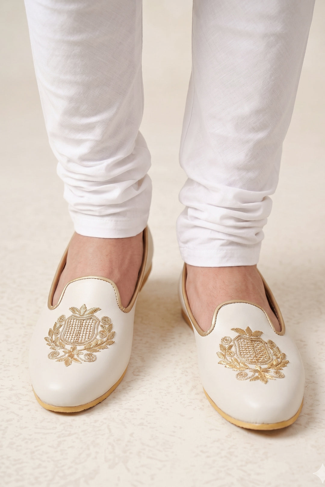 White Embroidery Mens Mojdi Shoes.