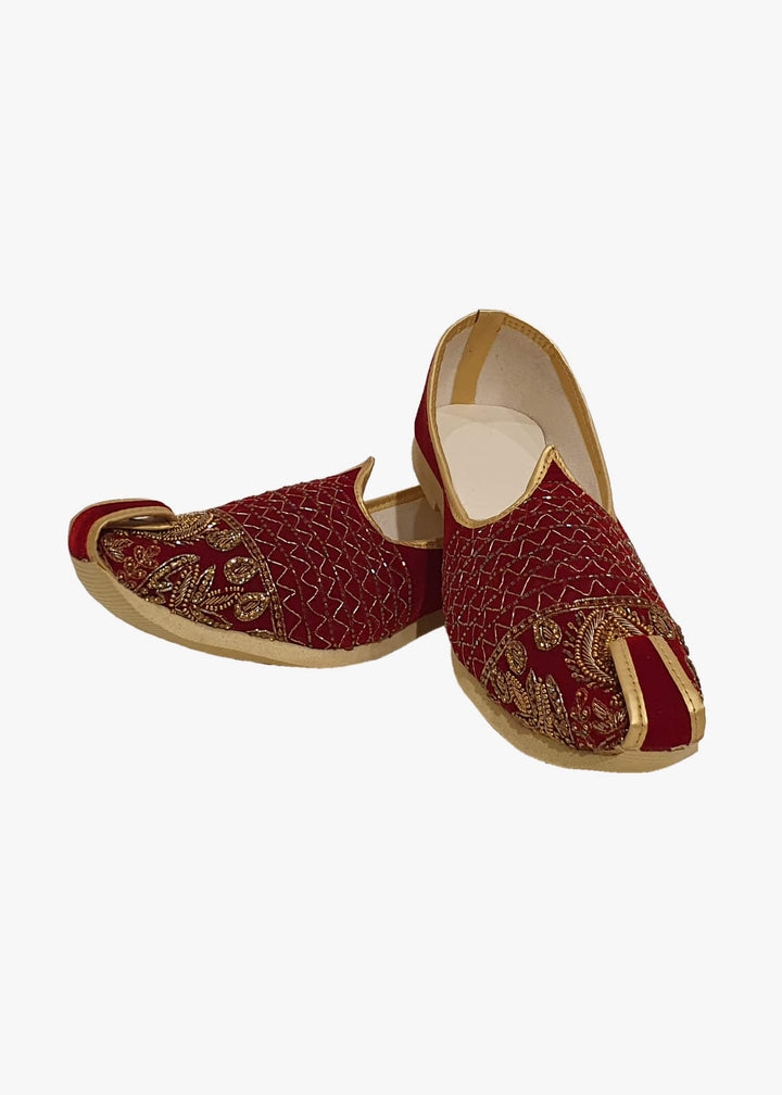 Maroon Velvet Embroidered Mens Mojdi