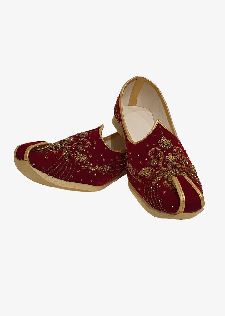 Maroon Velvet Embroidered Mens Mojdi